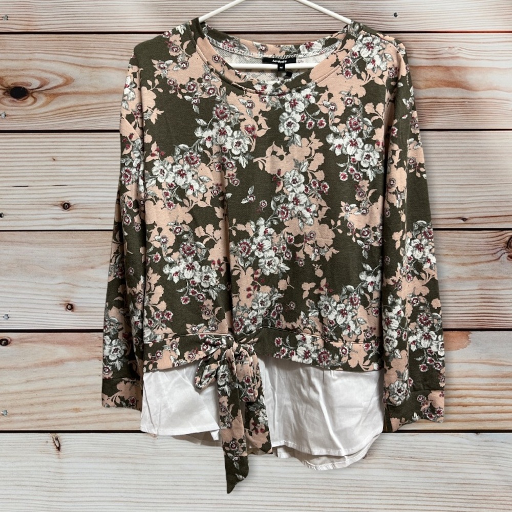 Annabelle olive floral soft blouse top Medium M